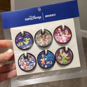 Brooks RunDisney Running Shoe Tags 2026 Marathon Weekend